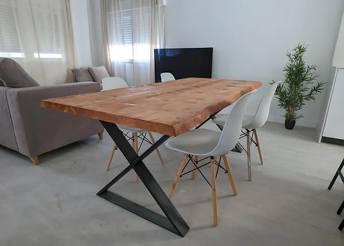 Ona Villa *