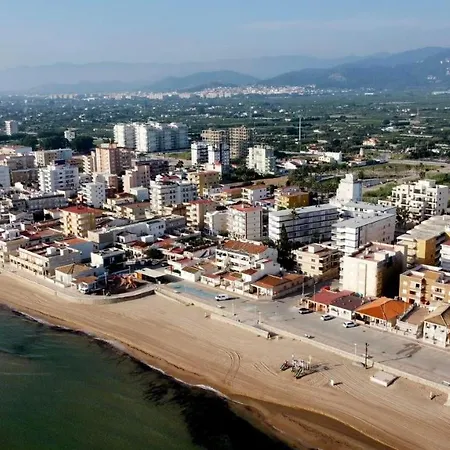 Ona * Daimús